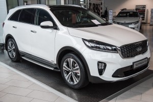 KIA SORENTO III UM 2014-2020 STOPNIE BOCZNE PROGI SAMOCHODOWE OEM