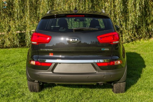 LISTWA TYLNEJ KLAPY DÓŁ STAL KIA SPORTAGE R 2010-15