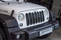 JEEP WRANGLER JK WKŁADKI GRILLA CZARNE ABS Z OTWOREM POD ZAMEK