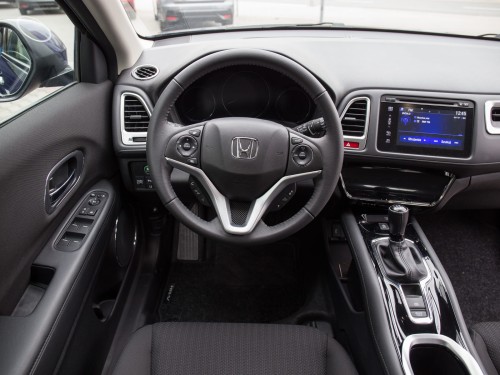 HONDA HRV 2015+ ELEMENT STYLIZACYJNY NA KIEROWNICĘ