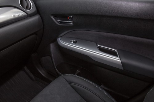 SUZUKI VITARA II 2015+ SATYNOWE NAKŁADKI STEROWANIA SZYB