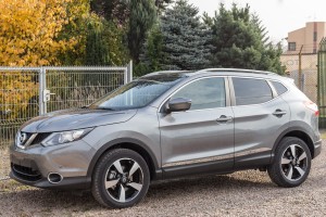 NISSAN QASHQAI II J11 2014-2021 DEKORACYJNE LISTWY DRZWI