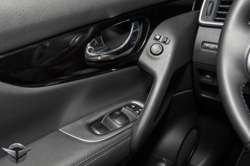NISSAN QASHQAI 2014+ OZDOBNE NAKŁADKI STEROWANIA SZYB