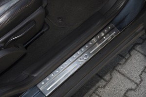 VOLVO XC60 I 2008-2017 LISTWY PROGOWE WEWNĘTRZNE DOLNE