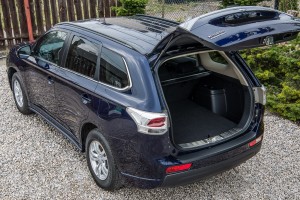 MITSUBISHI OUTLANDER III GF 2012-2018 PRZED FACELIFTINGIEM OCHRONNA LISTWA PROGU BAGAŻNIKA 