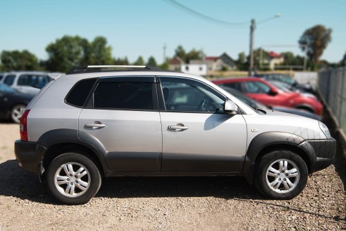 HYUNDAI TUCSON I 2004-2010 OWIEWKI SZYB BOCZNYCH
