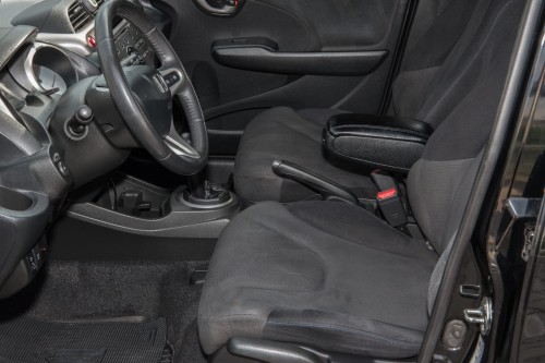 HONDA JAZZ III 2009-2015 PODŁOKIETNIK CZARNY