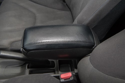 SUZUKI SWIFT 2005+ PODŁOKIETNIK