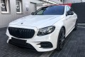 MERCEDES E-CLASS W213 2016-2020 PRZED FACELIFTINGIEM Z KAMERĄ GRILL GT PANAMERICANA CZARNY