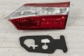 TOYOTA COROLLA XI E16 2013-2016 SEDAN PRZED FACELIFTINGIEM LAMPA KLAPY TYLNEJ LED PRAWA 8158102570
