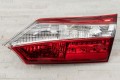 TOYOTA COROLLA XI E16 2013-2016 SEDAN PRZED FACELIFTINGIEM LAMPA KLAPY TYLNEJ LED PRAWA 8158102570