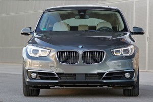 BMW SERIA 5 F07 GRAN TURISMO 2013-2017 PO FACELIFTINGU LAMPA PRZECIWMGIELNA PRZEDNIA LEWA LED 63177311293