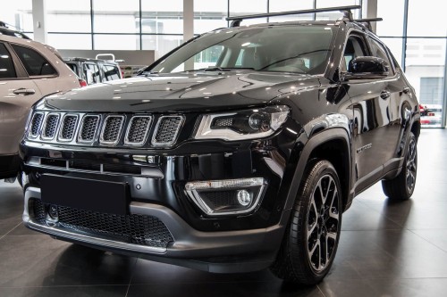 JEEP COMPASS II MP 2017+ LAMPA PRZECIWMGIELNA PRZEDNIA 68202187AA L=P
