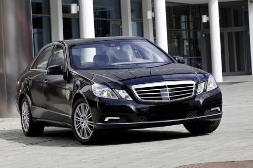 MERCEDES E-CLASS W212 2009-2013 PRZED FACELIFTINGIEM CHROMOWANA LISTWA PRZEDNICH DRZWI PRAWA A2126902662