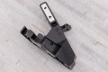 MERCEDES C-CLASS W205 2015-2019 PRZED FACELIFTINGIEM UCHWYT MOCOWANIE LAMPY PRAWY PRZÓD A20562035010