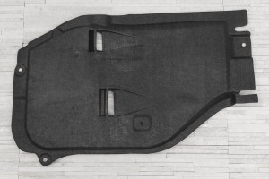 MERCEDES A-CLASS W176 2013-2018 MATERIAŁOWA OSŁONA SILNIKA A2465201523