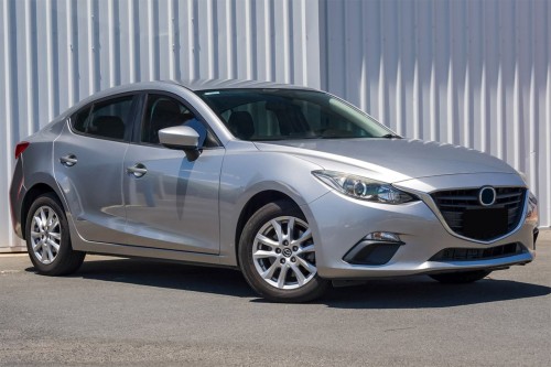 MAZDA 3 III BM 2013-2016 PRZED LIFTINGIEM PRAWA ZAŚLEPKA HALOGENU KRATKA ZDERZAKA BHN150C11A