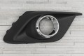 MAZDA 3 III BM 2014-2016 PRZED LIFTINGIEM PRAWA ZAŚLEPKA HALOGENU KRATKA ZDERZAKA BJE150C11A