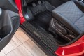 SUZUKI VITARA II 2015+ WEWNĘTRZNE GÓRNE LISTWY PROGOWE