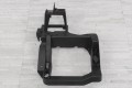 JEEP CHEROKEE V KL 2014-2018 PRZED LIFTINGIEM OKULAR WSPORNIK PRZEDNIEJ LAMPY PRAWY 68227483AA