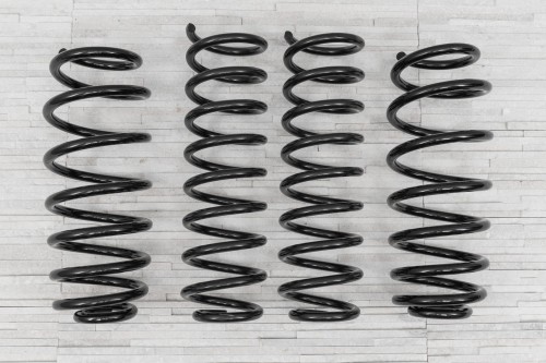 SPREZYNY 2,5'' JEEP WRANGLER JK CZARNE KOMPLET 4 SZT.(1-9-12-4)