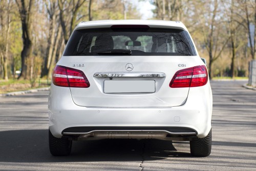 MERCEDES B-CLASS W246 2011-2018 KAMERA COFANIA FULL HD DYNAMICZNE LINIE ZINTEGROWANA Z KLAMKĄ KLAPY TYLNEJ
