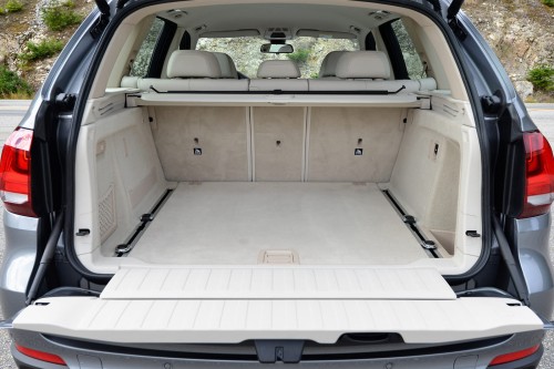 BMW X5 F15 2013-2018 ROLETA BAGAŻNIKA BEŻOWA 51476972713