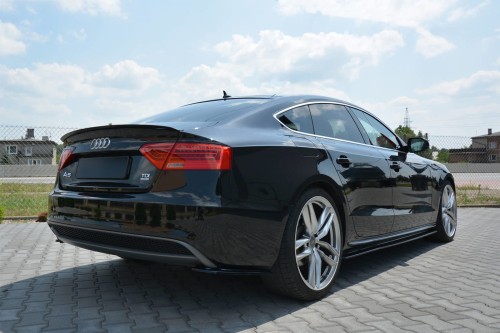 AUDI A5 8T 2012-2016 PO LIFTINGU KAMERA COFANIA FULL HD DYNAMICZNE LINIE ZINTEGROWANA Z KLAMKĄ KLAPY TYLNEJ