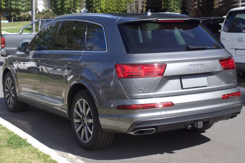 AUDI Q7 II 4M 2015+ KAMERA COFANIA FULL HD DYNAMICZNE LINIE ZINTEGROWANA Z KLAMKĄ KLAPY TYLNEJ