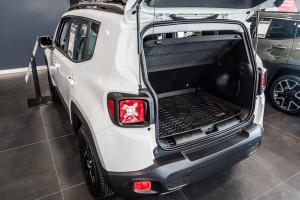 JEEP RENEGADE I BU 2015+ WYKŁADZINA BAGAŻNIKA 