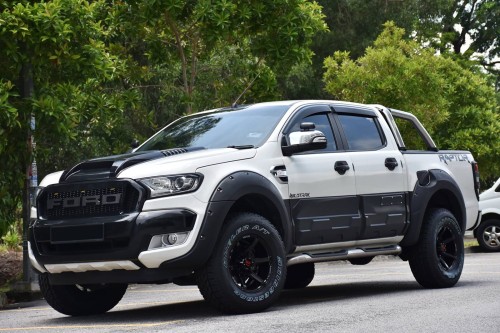 FORD RANGER T7 2016-2018 CHROMOWANE NAKŁADKI WLOTÓW POWIETRZA 3.2