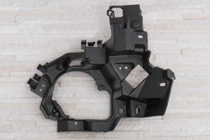 MAZDA 6 III GJ 2014-2018 PO PIERWSZYM LIFTINGU WSPORNIK PRZEDNIEJ LAMPY PRZECIWMGIELNEJ PRAWY G46L51694