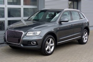 AUDI Q5 I 8R 2012-2016 PO LIFTINGU ZDERZAK PRZEDNI POD PDC SPRYSKIWACZE 8R0807065GRU