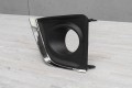TOYOTA COROLLA XI E16 2013-2016 PRZED LIFTINGIEM KRATKA HALOGENU LEWA Z CHROMOWANĄ LISTWĄ 8148202390