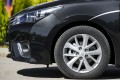 TOYOTA COROLLA XI E16 2013-2016 PRZED LIFTINGIEM KRATKA HALOGENU LEWA Z CHROMOWANĄ LISTWĄ 8148202390