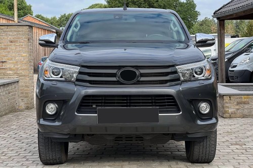 TOYOTA HILUX VIII 2015-2017 PRZED LIFTINGIEM GRILL PRZEDNI ATRAPA CHŁODNICY CZARNA  531000K480