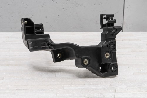 KIA CEED II JD 2012-2015 PRZED LIFTINGIEM OKULAR WSPORNIK REFLEKTORA PRAWY 64166A2000