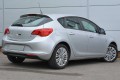 OPEL ASTRA J 2009-2015 KAMERA COFANIA FULL HD DYNAMICZNE LINIE ZINTEGROWANA Z LAMPĄ TABLICY