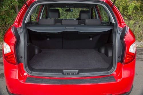 SSANGYONG KORANDO 2011-2019 ROLETA BAGAŻNIKA CZARNA