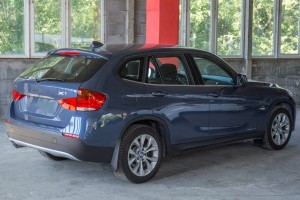 BMW X1 E84 2009-2015 ZDERZAK TYLNY DOLNY Z PDC 51122993569