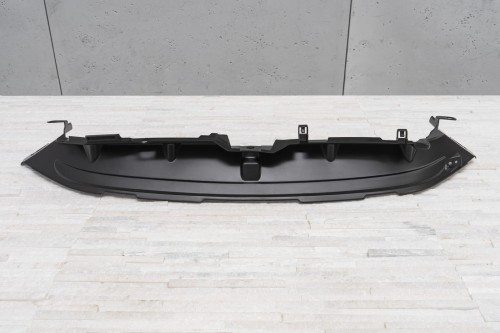 FORD FIESTA MK7 VII 2012-2017 PO FACELIFTINGU DEFLEKTOR CHŁODNICY GÓRNY KIEROWNICA POWIETRZA C1BBA001A04AB