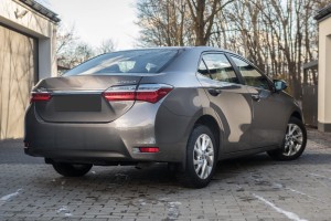 TOYOTA COROLLA XI E16 2016-2019 PO FACELIFTINGU LAMPA LED W TYLNĄ KLAPĘ PRAWA 8158002A30