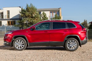 JEEP CHEROKEE V KL 2014-2018 PRZED FACELIFTINGIEM CHLAPACZE