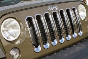 JEEP WRANGLER JK 2007-2018 STYLIZACYJNE WKŁADKI GRILLA CHROM ABS