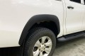 TOYOTA HILUX VIII AN120 2015+ POSZERZENIA BŁOTNIKÓW ABS