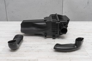 FORD FIESTA MK7 VII 2012-2017 PO FACELIFTINGU OBUDOWA FILTRA POWIETRZA AV219600AA