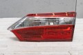 TOYOTA COROLLA XI E16 2013-2016 SEDAN PRZED FACELIFTINGIEM LAMPA KLAPY TYLNEJ LED PRAWA 8158102570 POWYSTAWOWA