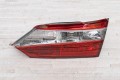 TOYOTA COROLLA XI E16 2013-2016 SEDAN PRZED FACELIFTINGIEM LAMPA KLAPY TYLNEJ LED PRAWA 8158102570 POWYSTAWOWA