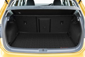 VOLKSWAGEN GOLF 8 VIII 5H 2020+ HATCHBACK MATA BAGAŻNIKA GÓRNA PÓŁKA 