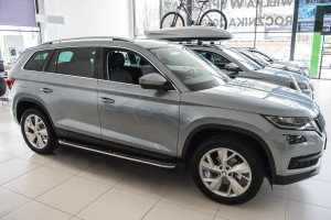 SKODA KODIAQ I 2016-2024 STOPNIE BOCZNE PROGI SAMOCHODOWE